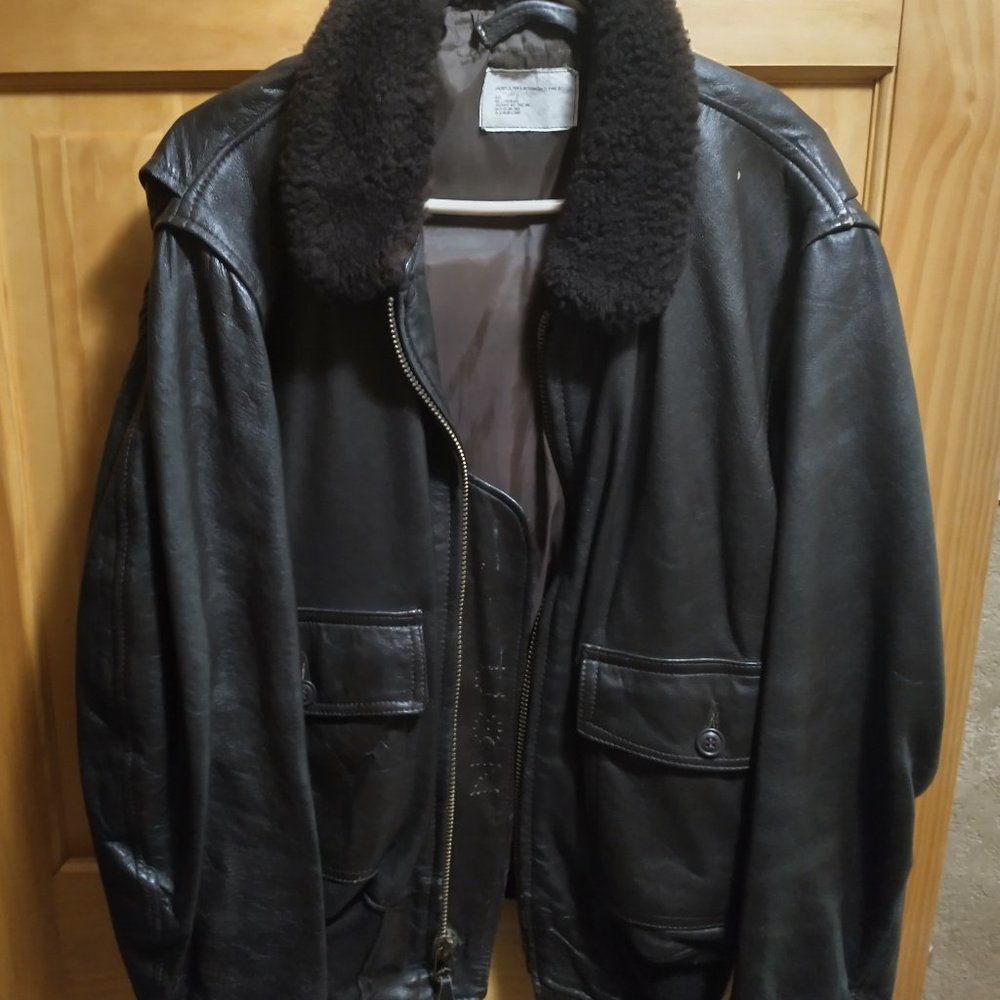 Authentic vintage USN  G-1 bomber jacket.